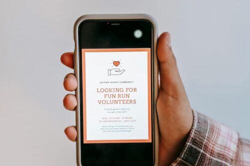 invitation message for event on a phone